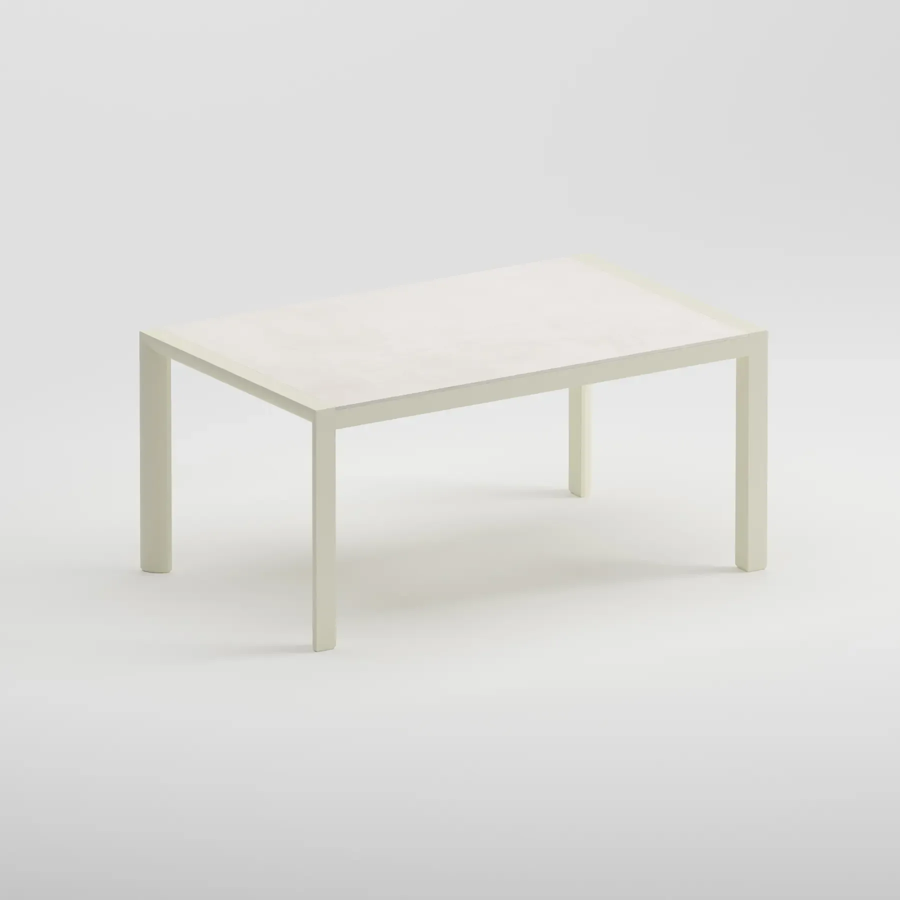 Etna Table