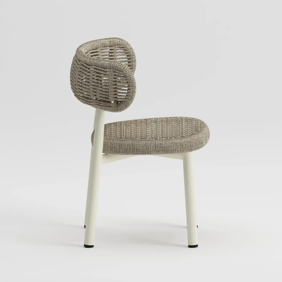 SHELL Armchair | Frozen