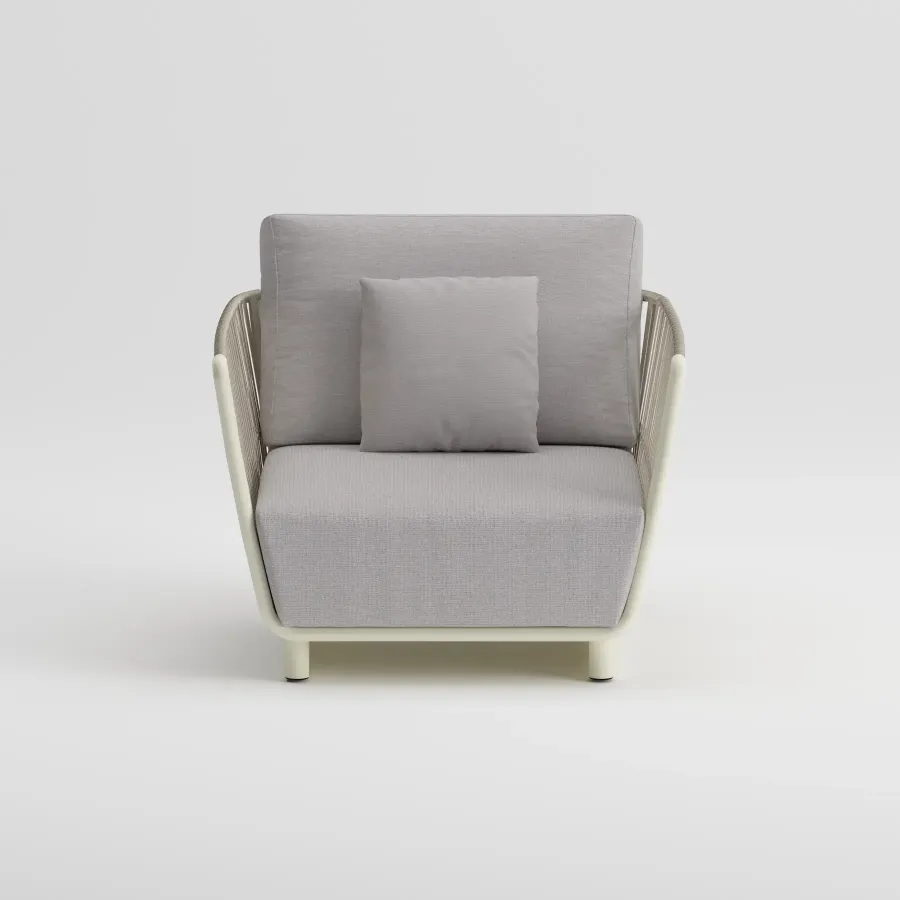 CAEN Living Chair | Frozen