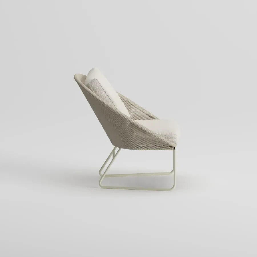 TUKA Living Chair | Frozen