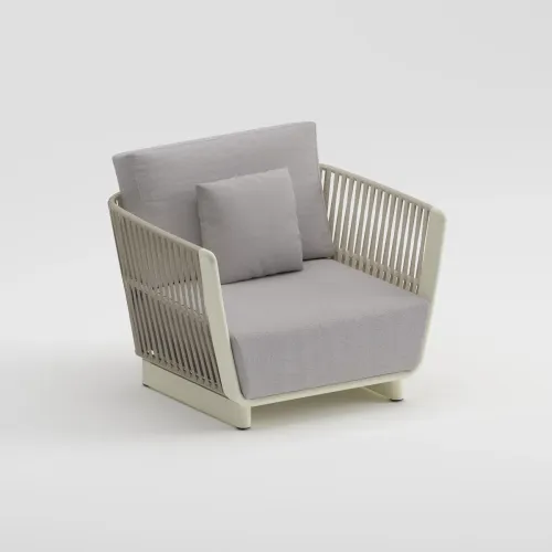CAEN Living Chair | Frozen